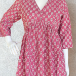 Small Jhoothi Print Tunic Top