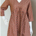 Small Jhoothi Print Tunic Top- Brown