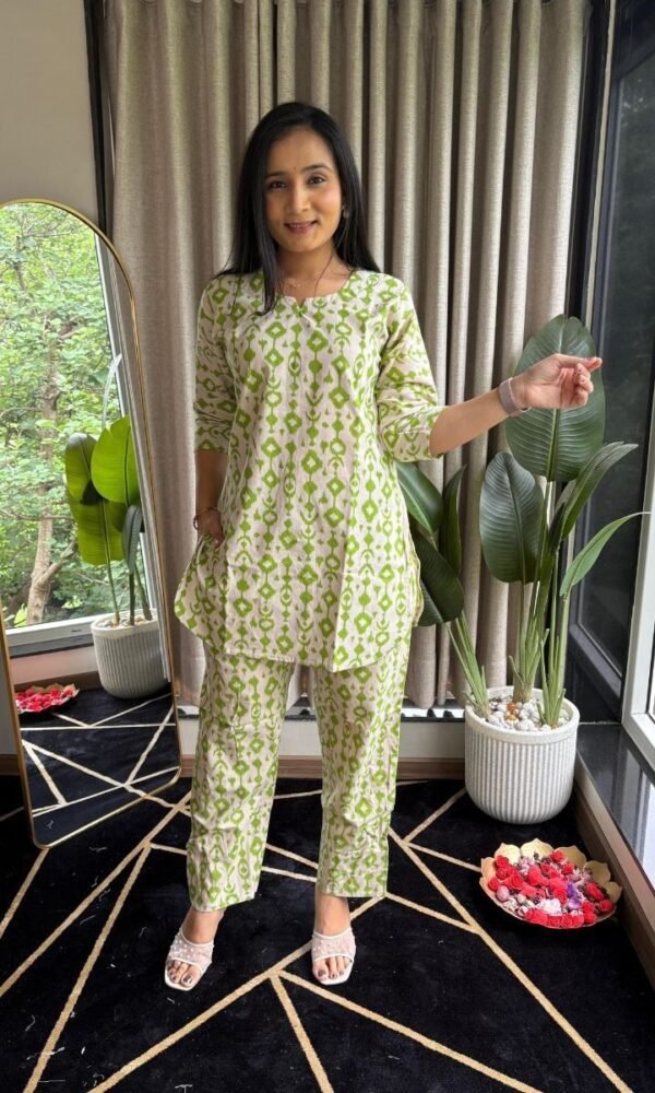 Ikkath Printed Short-top Co ords - Apple Green
